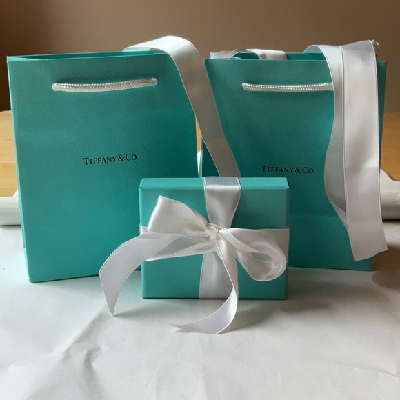 🎀  TIFFANY & CO. BRACELET 🎀 - Picture 16 of 16